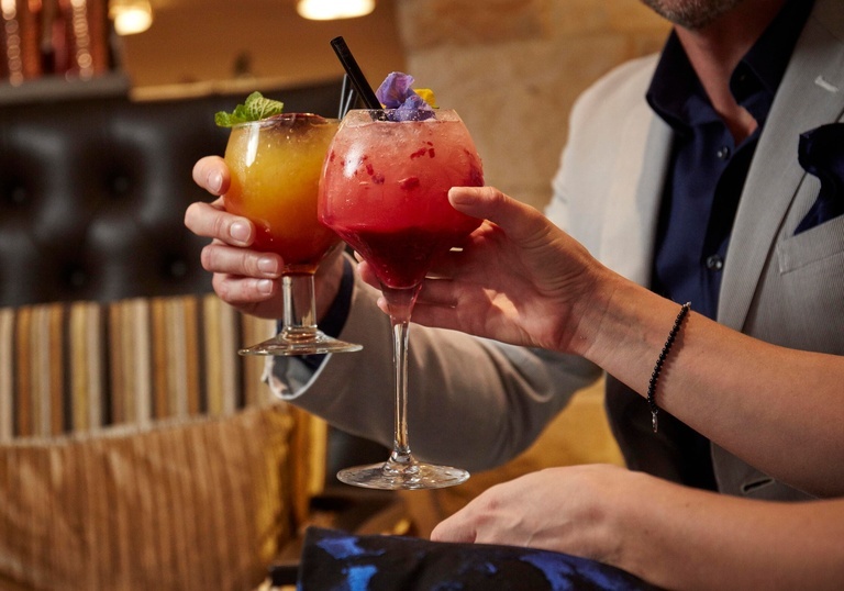 Steak-on-Six-Couple-in-Signature-Lounge-_19_-CMR-Gallery-768x538