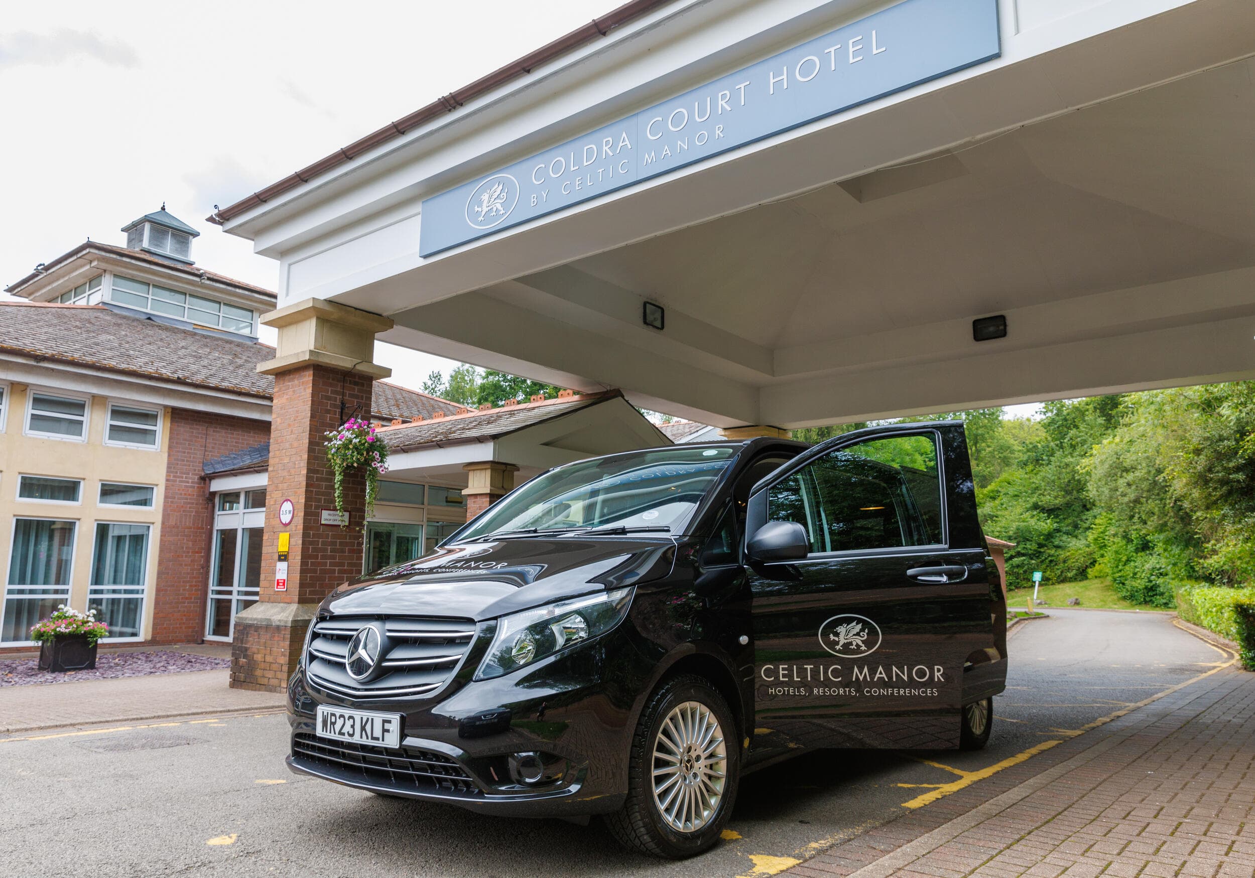 Complimentary Shuttle Bus Transfers