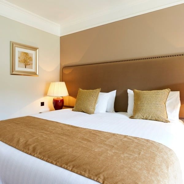Coldra Court Hotel Bedroom