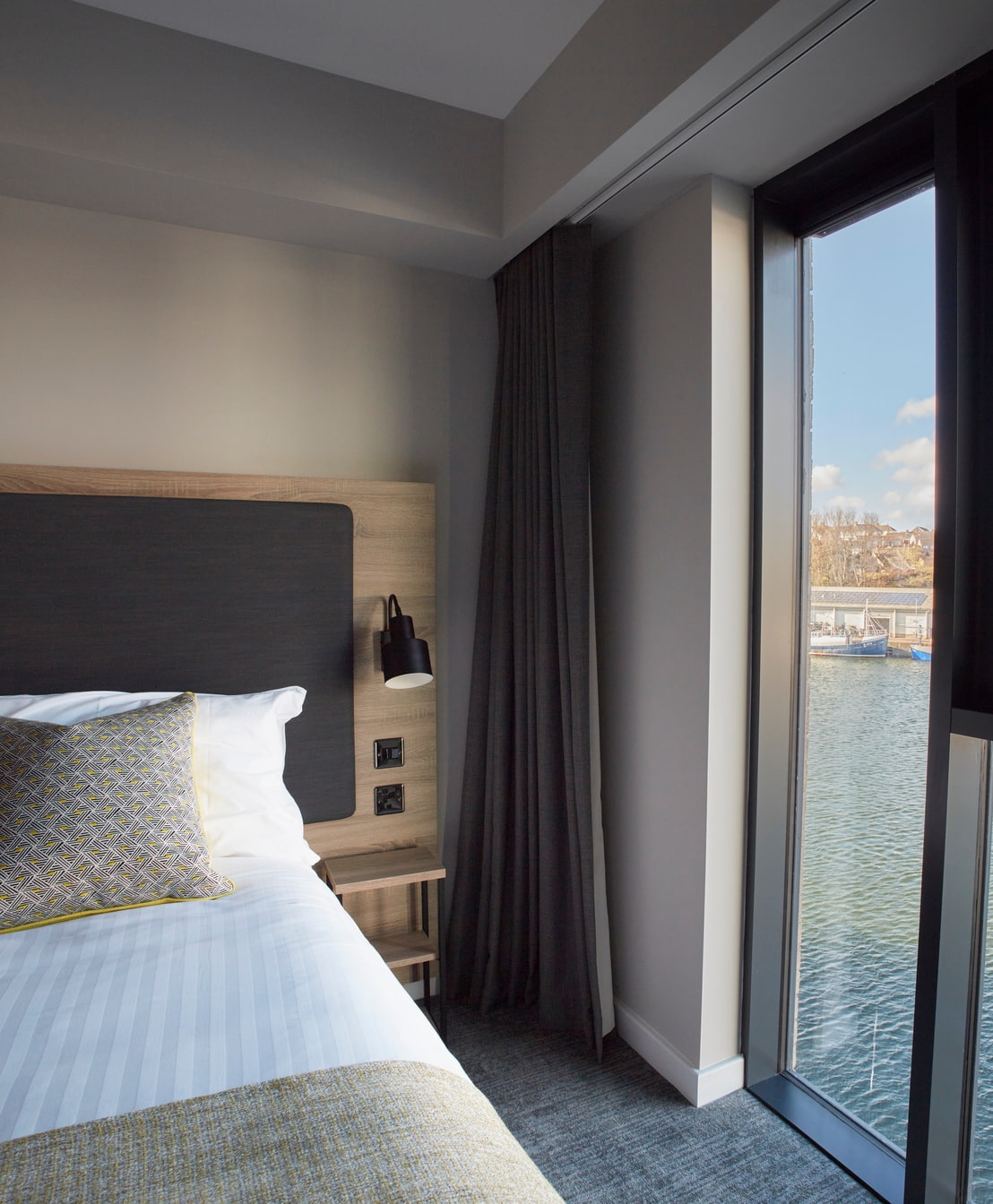 Ty Milford Room with Marina View