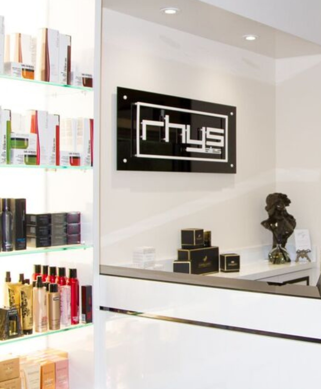 Rhys Giles Hairdresser